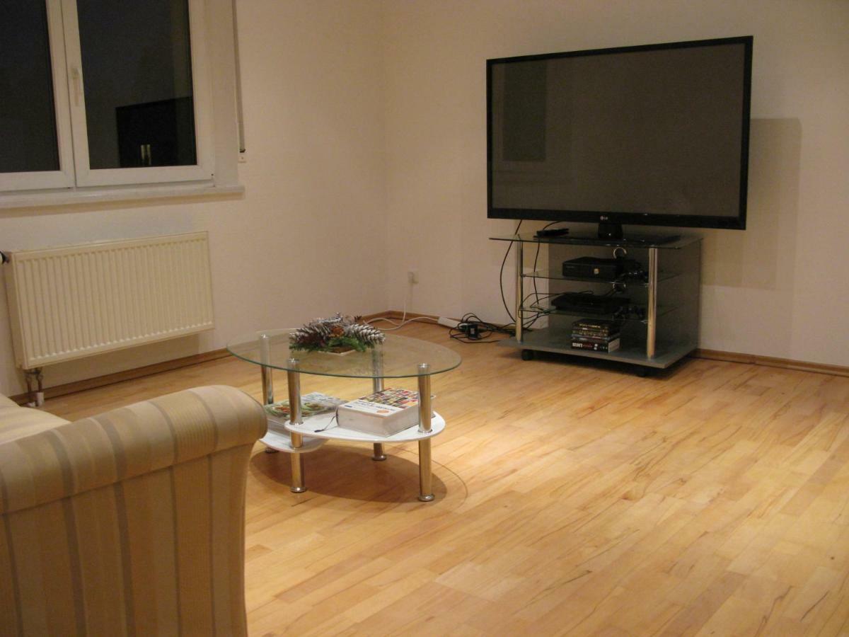Messe-/Ferienwohnung Нюрнберг Екстер'єр фото