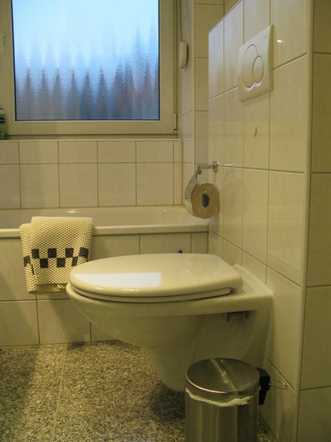 Messe-/Ferienwohnung Нюрнберг Екстер'єр фото