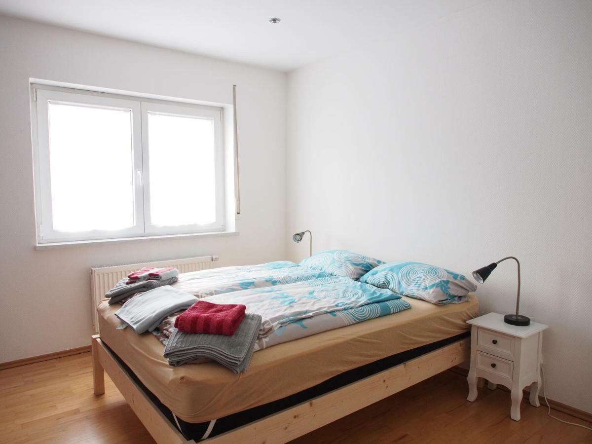 Messe-/Ferienwohnung Нюрнберг Екстер'єр фото