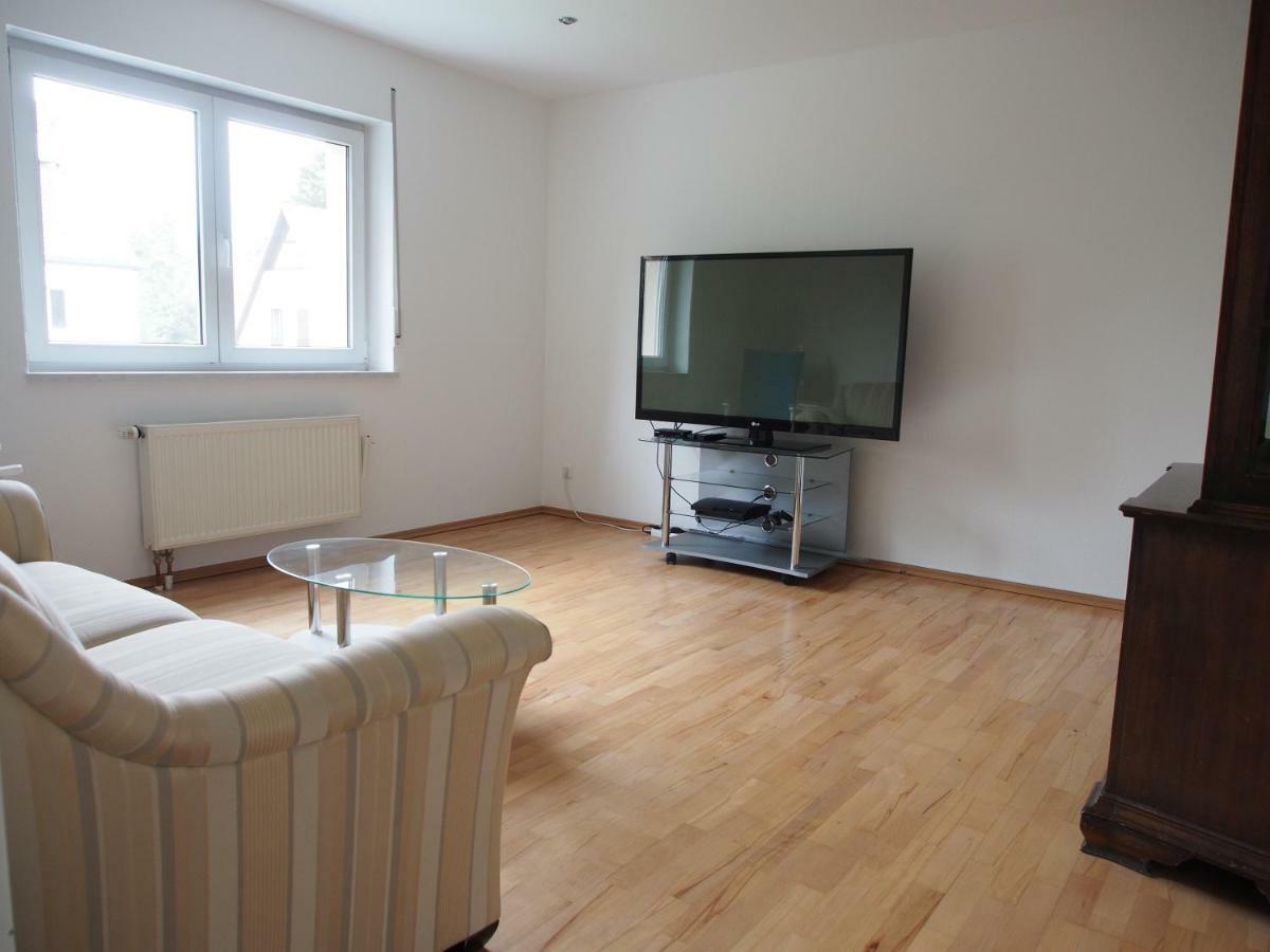 Messe-/Ferienwohnung Нюрнберг Екстер'єр фото
