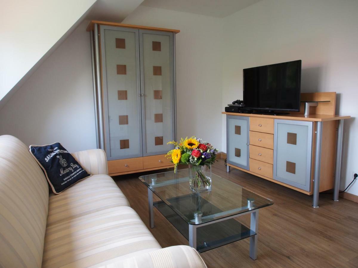 Messe-/Ferienwohnung Нюрнберг Екстер'єр фото